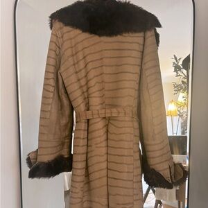 Gorgeous tan and brown vintage Real fur & leather coat.